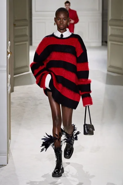 Look 33
